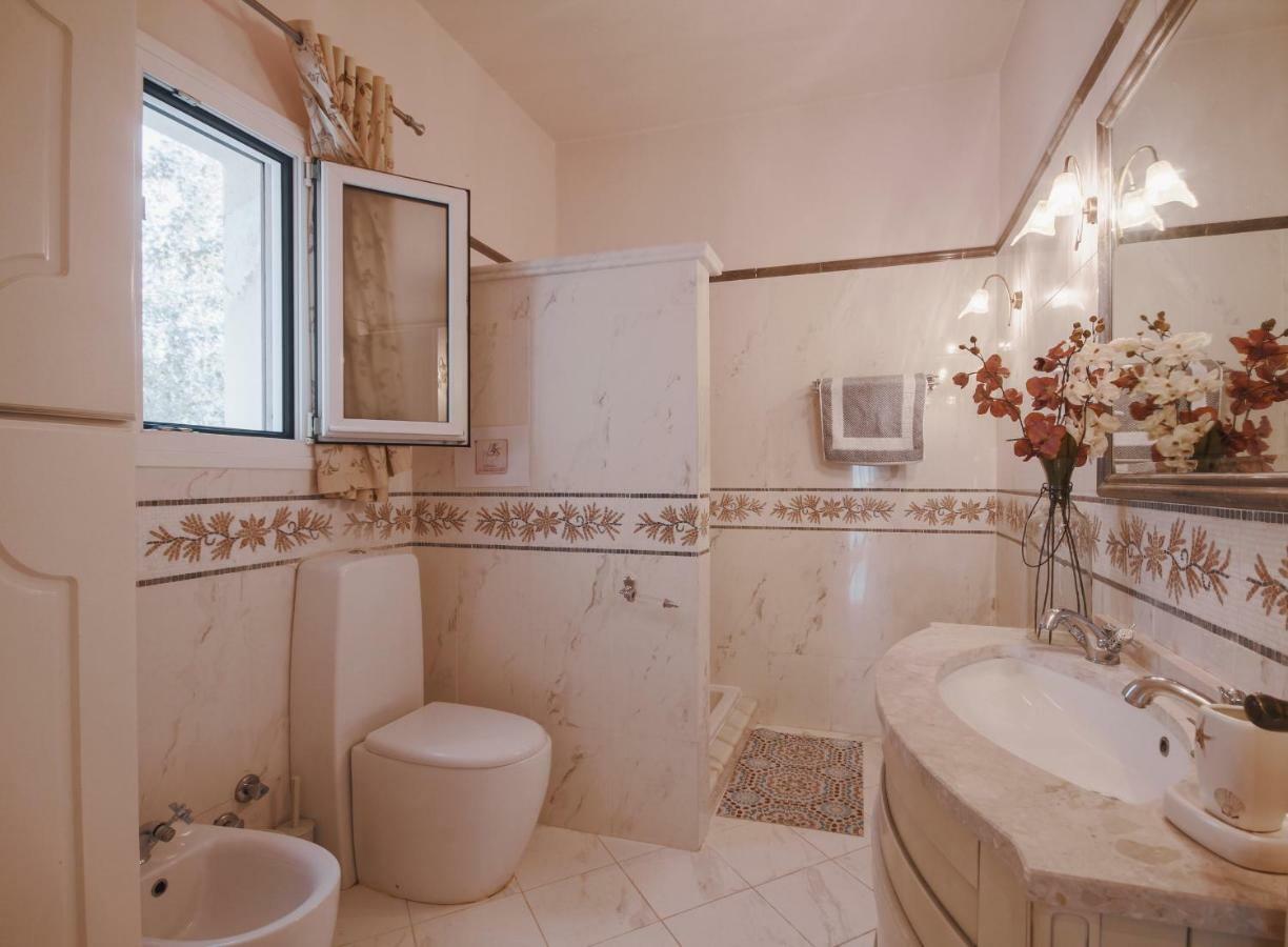 Villa Ellania コントカリ エクステリア 写真